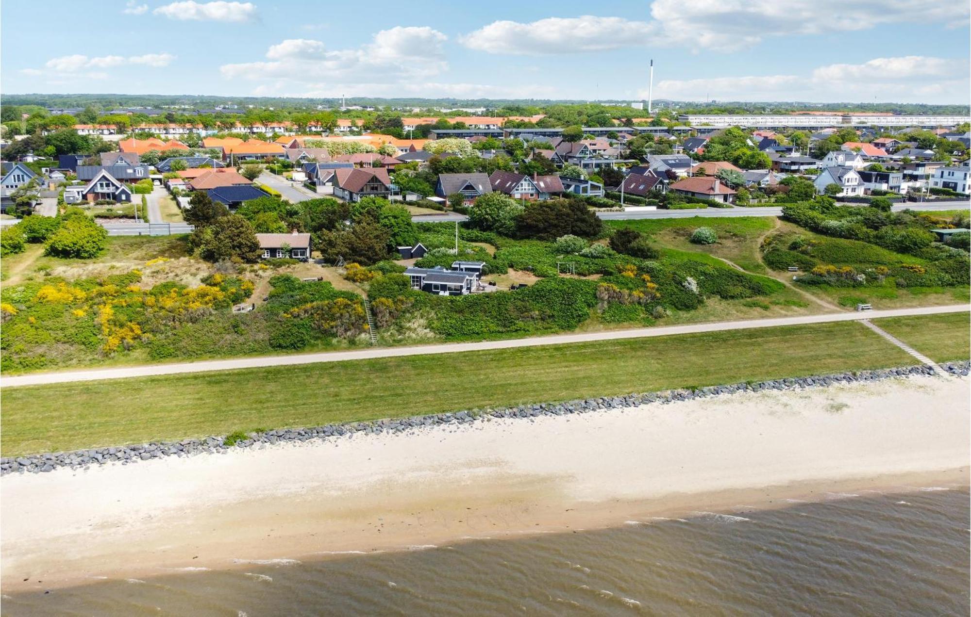 Cozy Home In Esbjerg V With Wifi Exterior photo